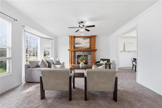 17314 W 161 Street, Olathe, KS 66062