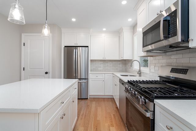 81 Cadora Avenue, Warwick, RI 02886