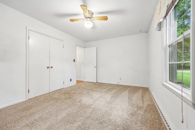 N68W29376 Hartling ROAD, Hartland, WI 53029