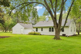 N68W29376 Hartling ROAD, Hartland, WI 53029