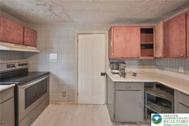 1291 Seidersville Road, Lower Saucon Twp, PA 18015