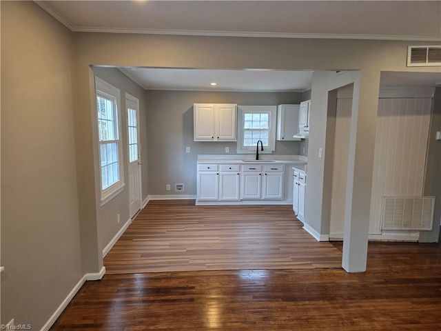 3311 Heitman Drive, Winston-salem, NC 27107