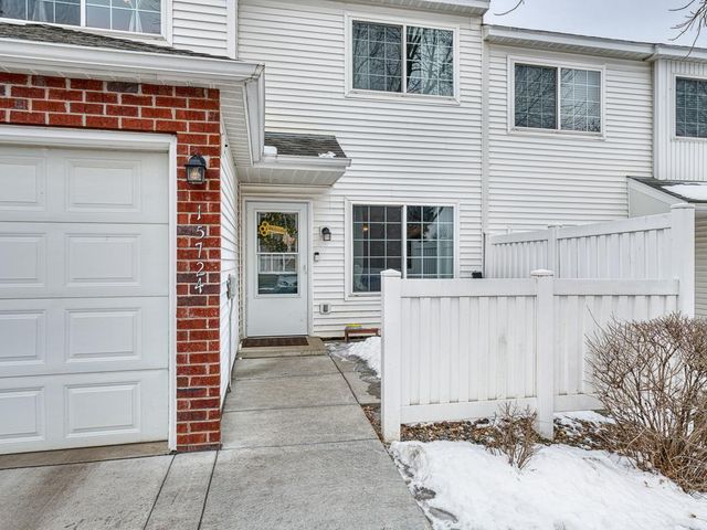 15724 Flackwood Trail, Apple Valley, MN 55124