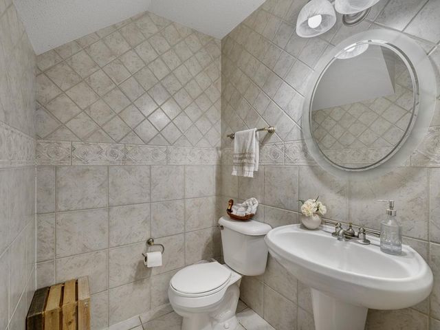 15724 Flackwood Trail, Apple Valley, MN 55124