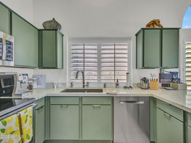 9343 W ESCUDA Drive, Peoria, AZ 85382