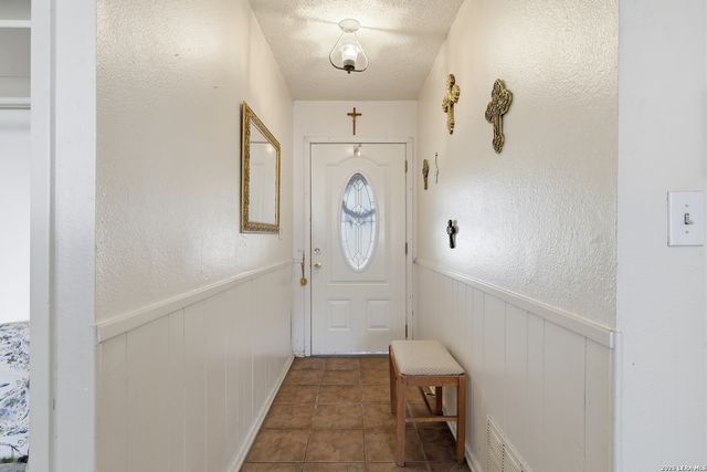 8326 Glen Breeze, San Antonio, TX 78239