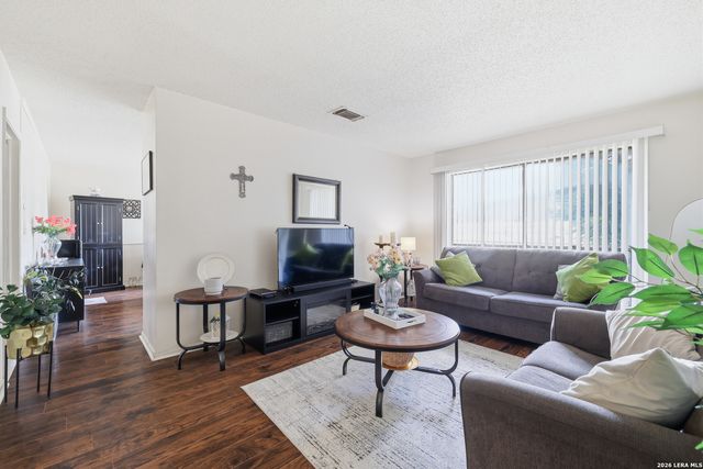 8326 Glen Breeze, San Antonio, TX 78239