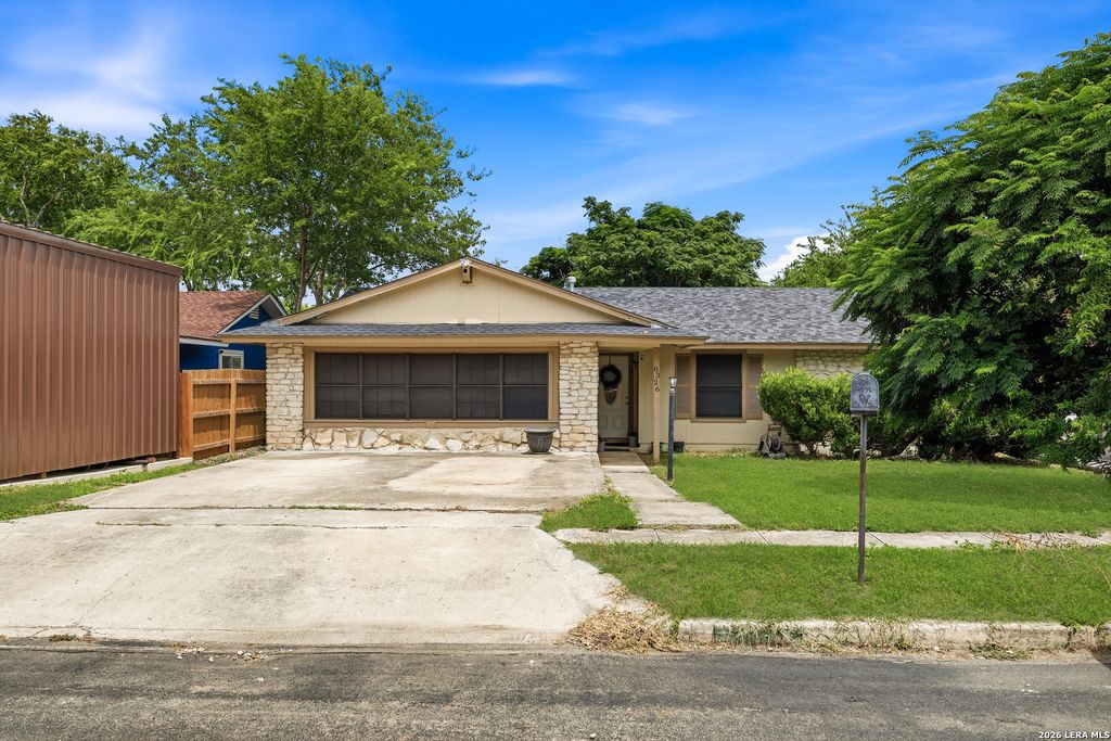 8326 Glen Breeze, San Antonio, TX 78239