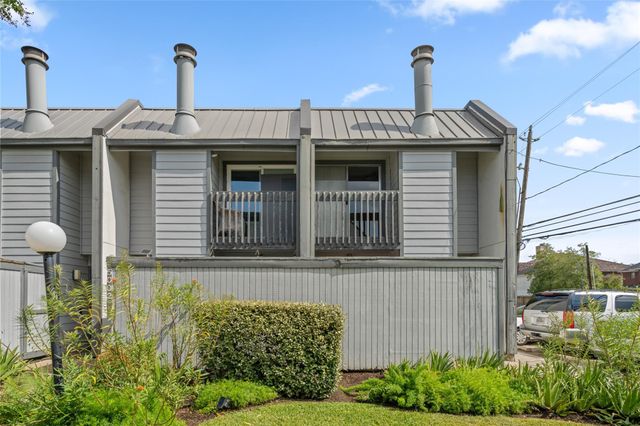 5000 Glenmont Drive, Houston, TX 77081