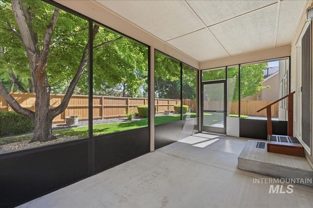 10122 W Aguila Court, Star, ID 83669