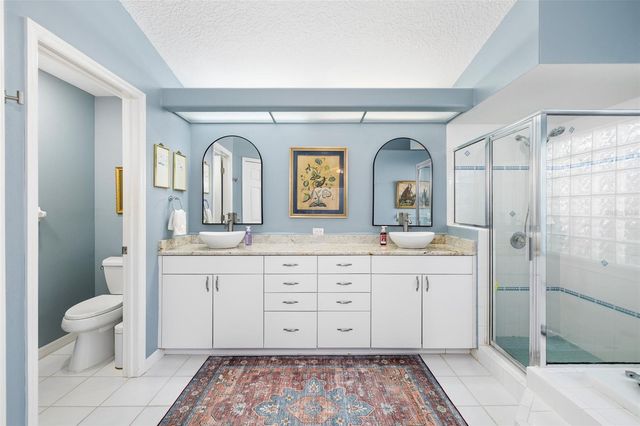 15315 CARROLLTON LANE, Tampa, FL 33624