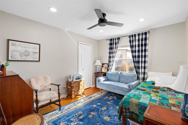 15315 CARROLLTON LANE, Tampa, FL 33624