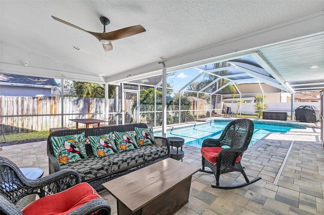 15315 CARROLLTON LANE, Tampa, FL 33624