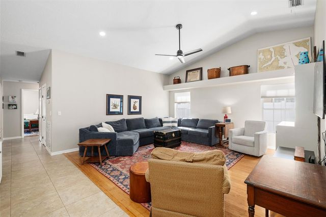 15315 CARROLLTON LANE, Tampa, FL 33624