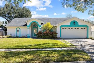 15315 CARROLLTON LANE, Tampa, FL 33624