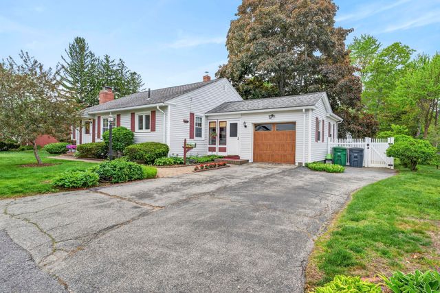 12 Burnett Street, Nashua, NH 03060