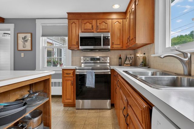 12 Burnett Street, Nashua, NH 03060