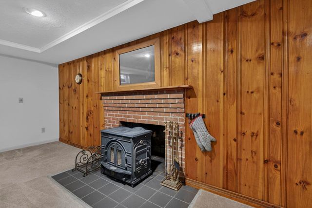 12 Burnett Street, Nashua, NH 03060