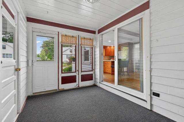 12 Burnett Street, Nashua, NH 03060