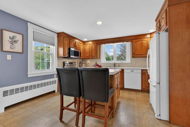 12 Burnett Street, Nashua, NH 03060