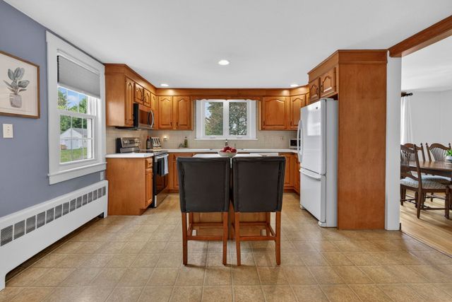 12 Burnett Street, Nashua, NH 03060