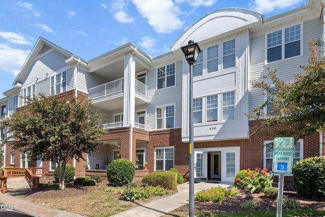 427 Eyam Hall Lane, Apex, NC 27502