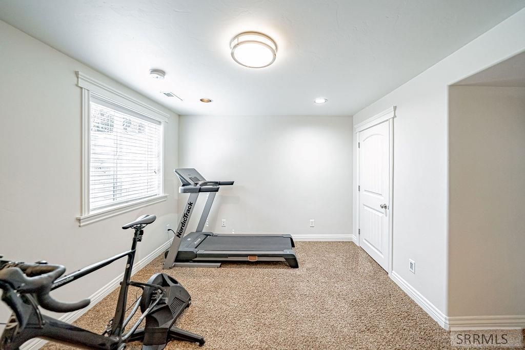 Image 45 of property listing at 4547 Timberline Road, Rexburg, ID 83440