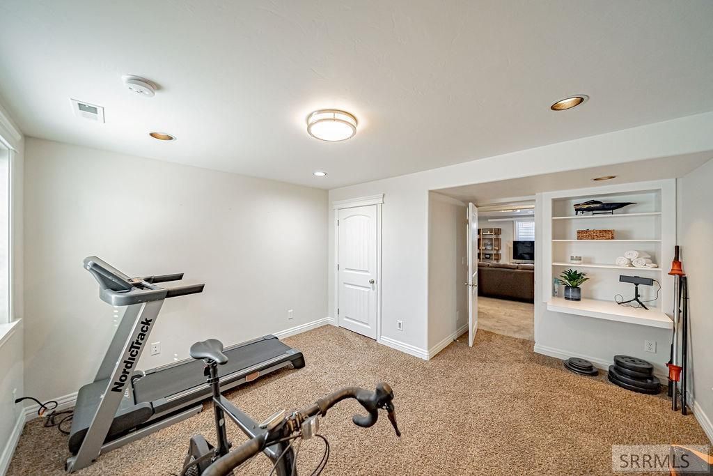 Image 46 of property listing at 4547 Timberline Road, Rexburg, ID 83440