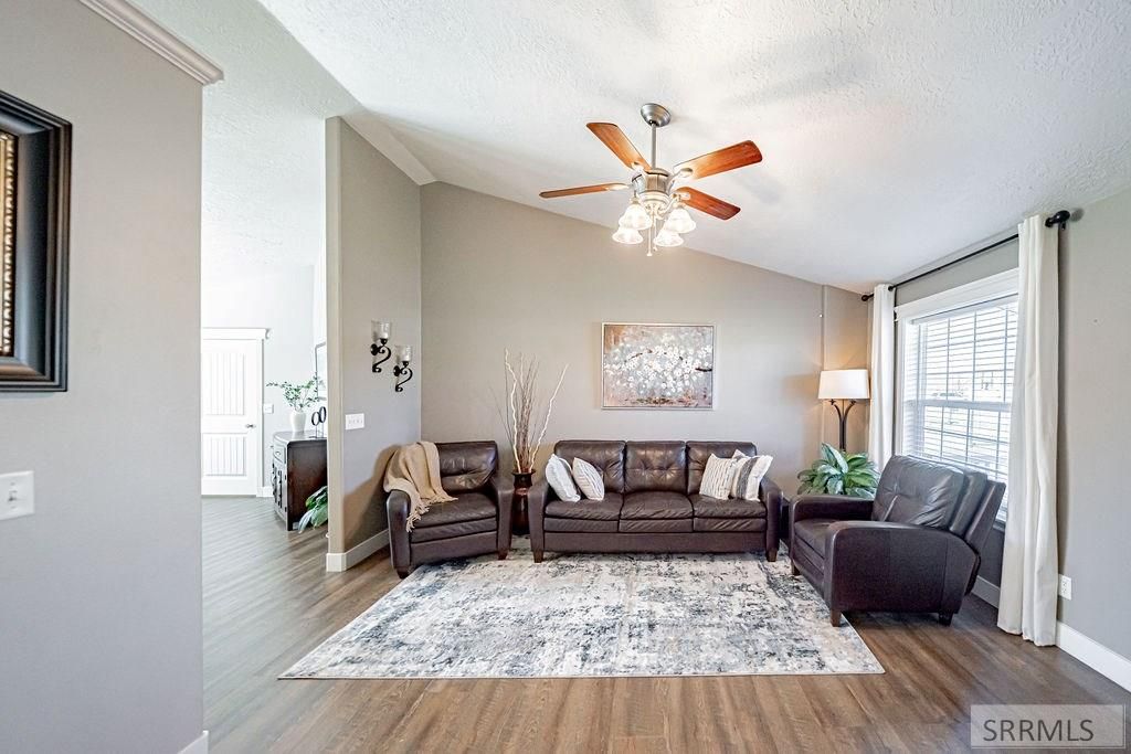 Image 9 of property listing at 4547 Timberline Road, Rexburg, ID 83440