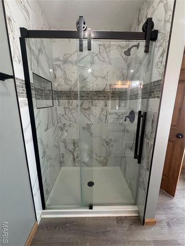 8 Hickory Knoll Crt, Union, MO 63084