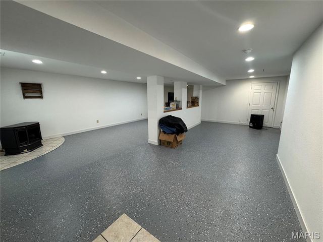 8 Hickory Knoll Crt, Union, MO 63084