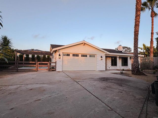 3964 Scott Drive, Carlsbad, CA 92008