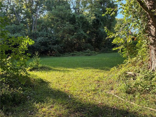 616 N Westwood Court, Independence, MO 64050