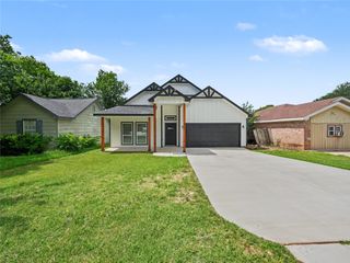 5331 Fernander Drive, Fort Worth, TX 76107