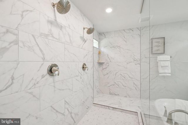 11405 CHALMERS LN, Fredericksburg, VA 22407