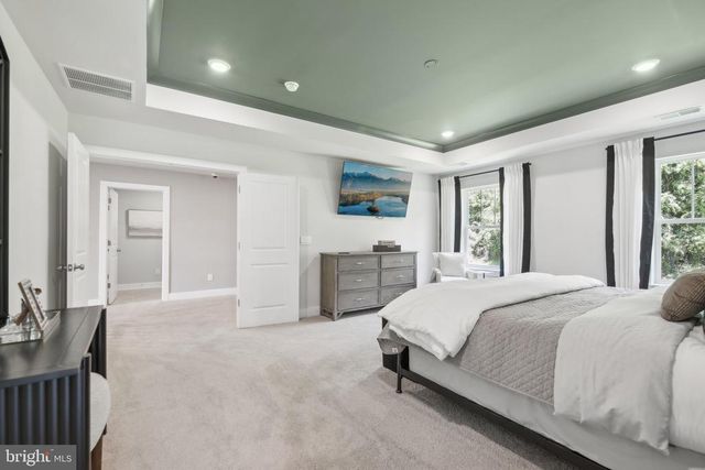 11405 CHALMERS LN, Fredericksburg, VA 22407