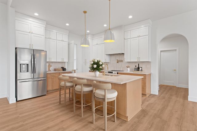 32609 N Elk Chattaroy Rd, Chattaroy, WA 99003