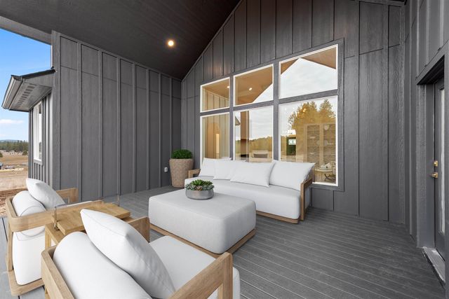 32609 N Elk Chattaroy Rd, Chattaroy, WA 99003