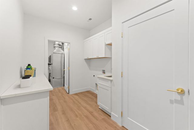 32609 N Elk Chattaroy Rd, Chattaroy, WA 99003