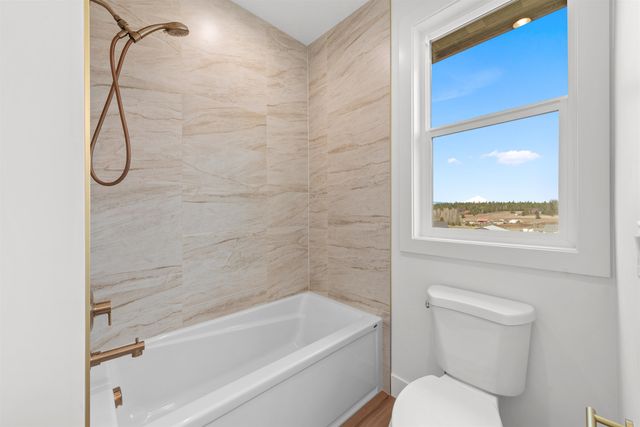 32609 N Elk Chattaroy Rd, Chattaroy, WA 99003