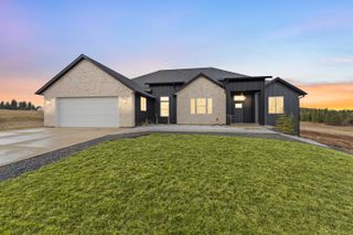 32609 N Elk Chattaroy Rd, Chattaroy, WA 99003