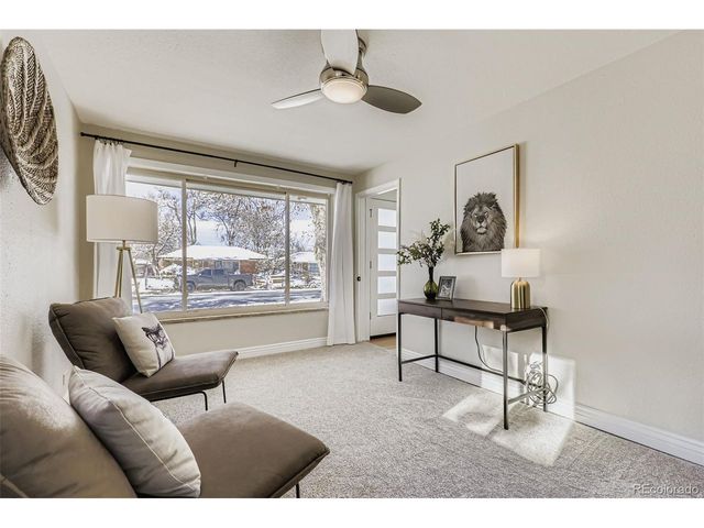 3054 Newport St, Denver, CO 80207