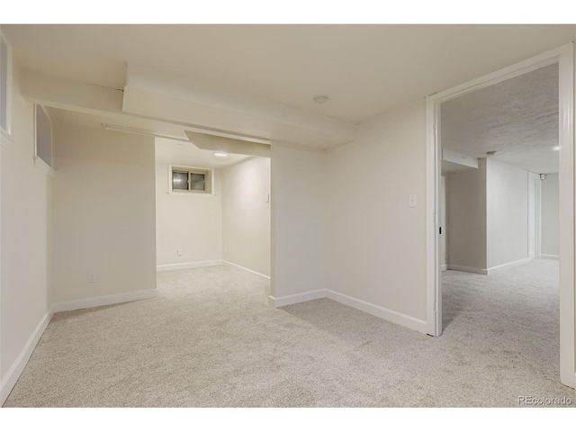 3054 Newport St, Denver, CO 80207