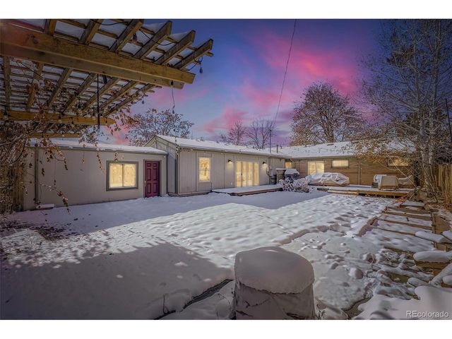 3054 Newport St, Denver, CO 80207