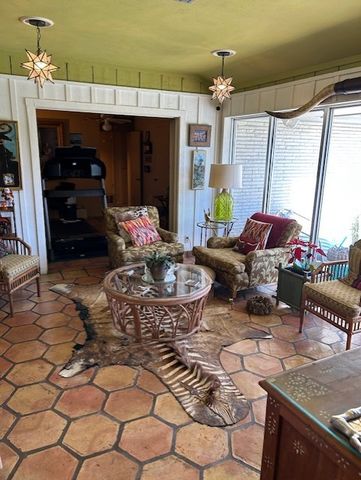 337 Williamson Pl, Corpus Christi, TX 78411