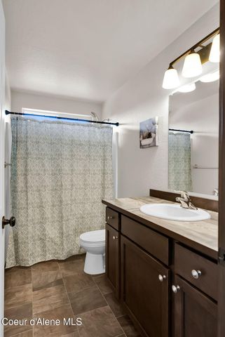 5802 W Joss LN, Spirit Lake, ID 83869