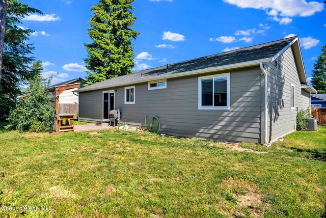 5802 W Joss LN, Spirit Lake, ID 83869