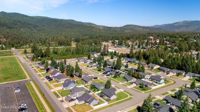 5802 W Joss LN, Spirit Lake, ID 83869