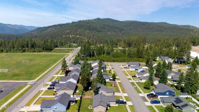 5802 W Joss LN, Spirit Lake, ID 83869