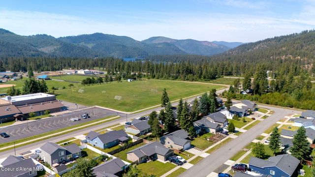 5802 W Joss LN, Spirit Lake, ID 83869